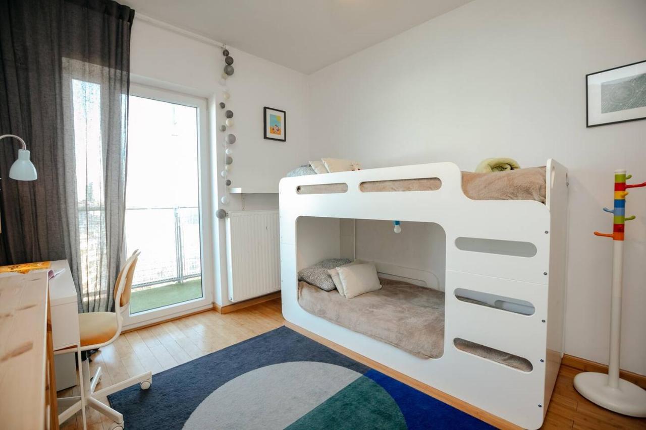 Dwupoziomowy, Rodzinny Apartament. Ochrona, Garaz. Warschau Buitenkant foto