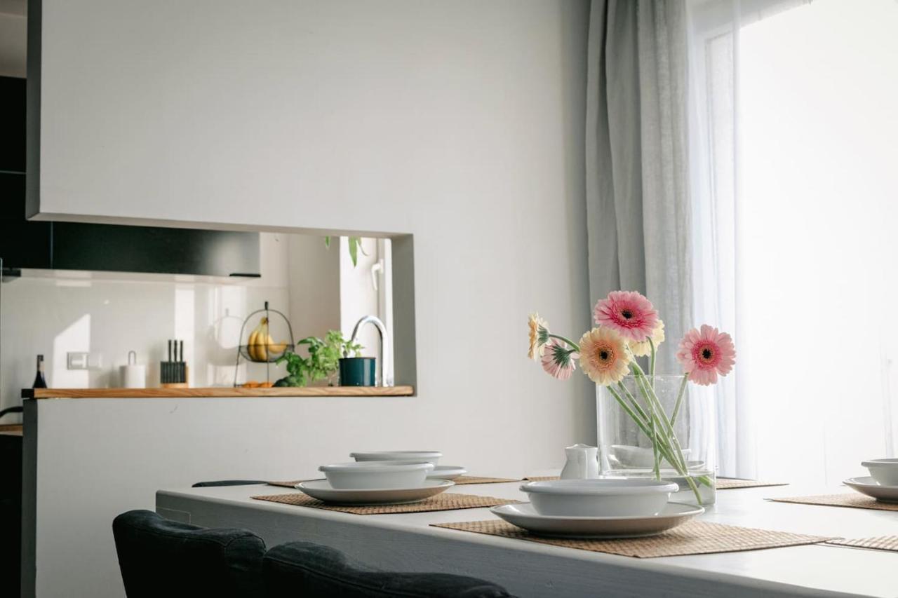 Dwupoziomowy, Rodzinny Apartament. Ochrona, Garaz. Warschau Buitenkant foto